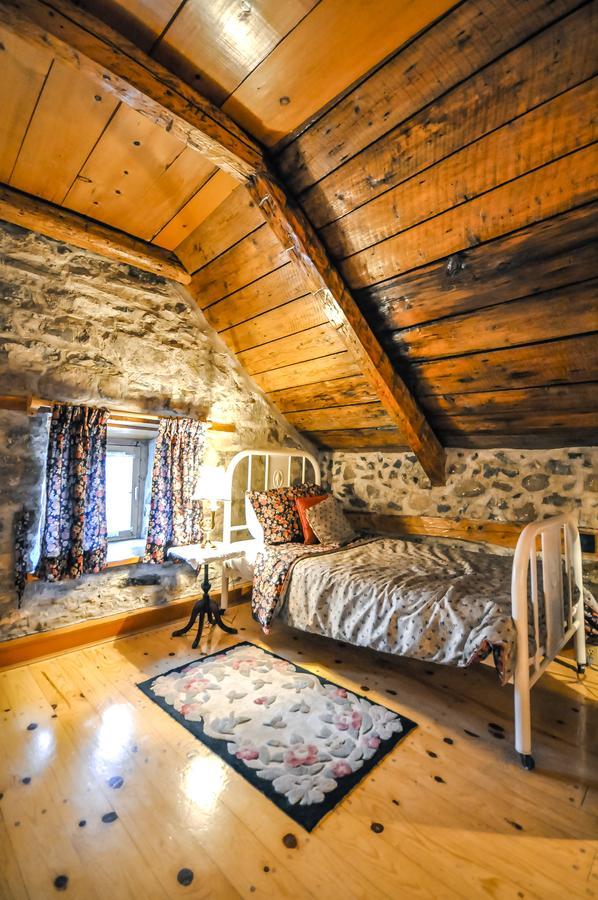 Auberge Baker Chateau Richer Exterior photo