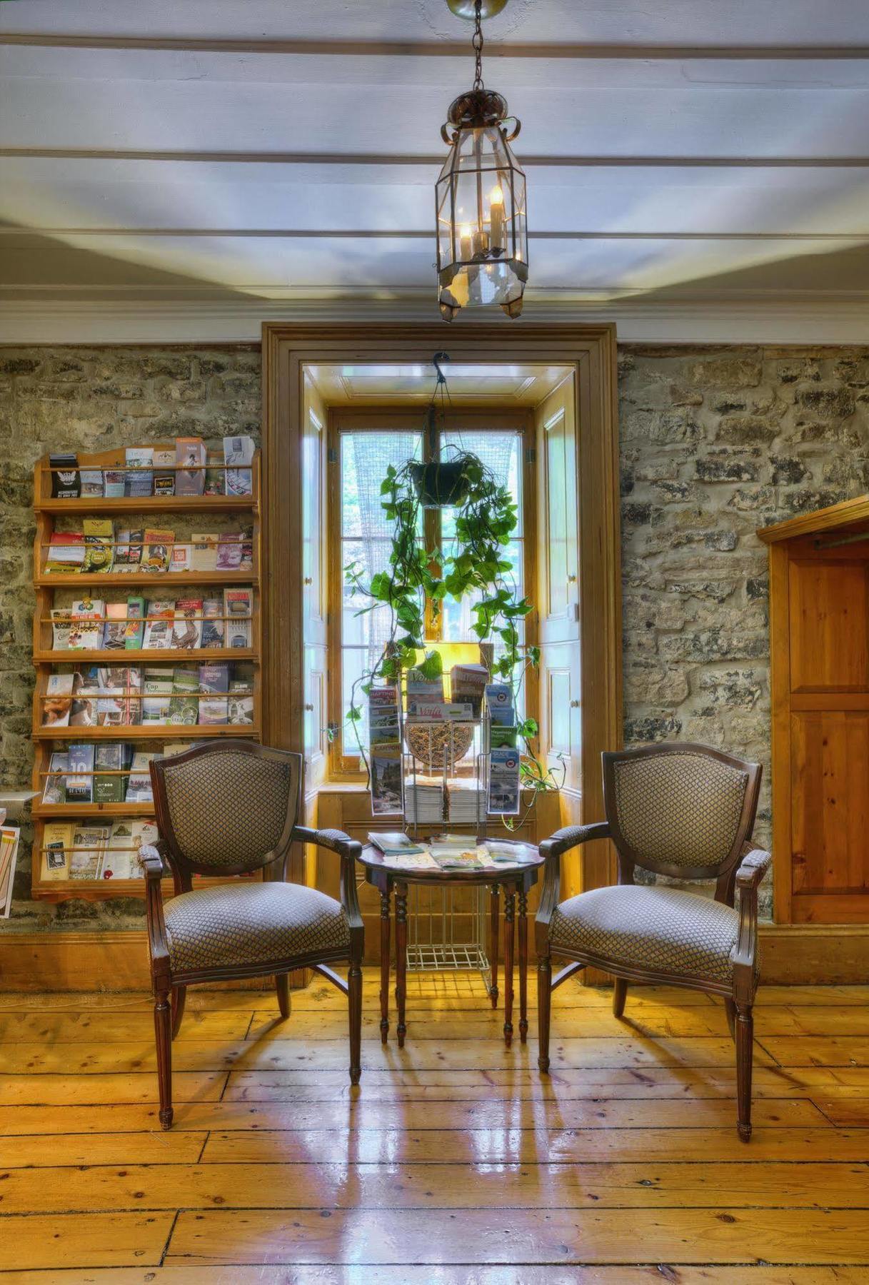 Auberge Baker Chateau Richer Exterior photo
